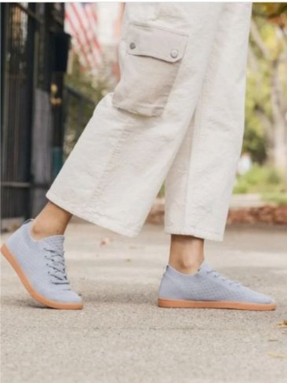 Suavs The Zilker Gum Sneakers Womens 8.5 Slate Blue  Comfort Shoes **No Insoles